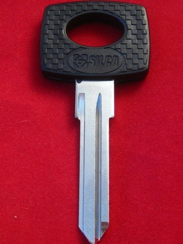 Mercedes class ignition key - ignition,